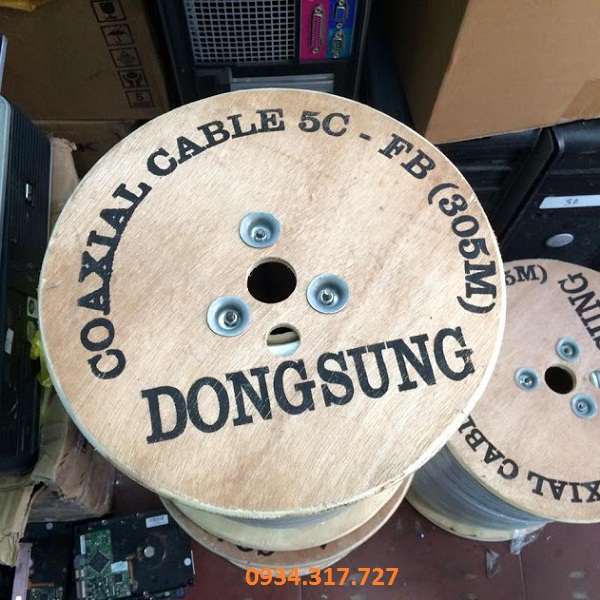 Cáp đồng trục kèm nguồn Dongsung Cuộn 305M