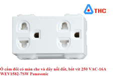 Ổ cắm điện đôi có màn che và dây nối đất, 250VAC - 16A Panasonic WEV1582-7SW